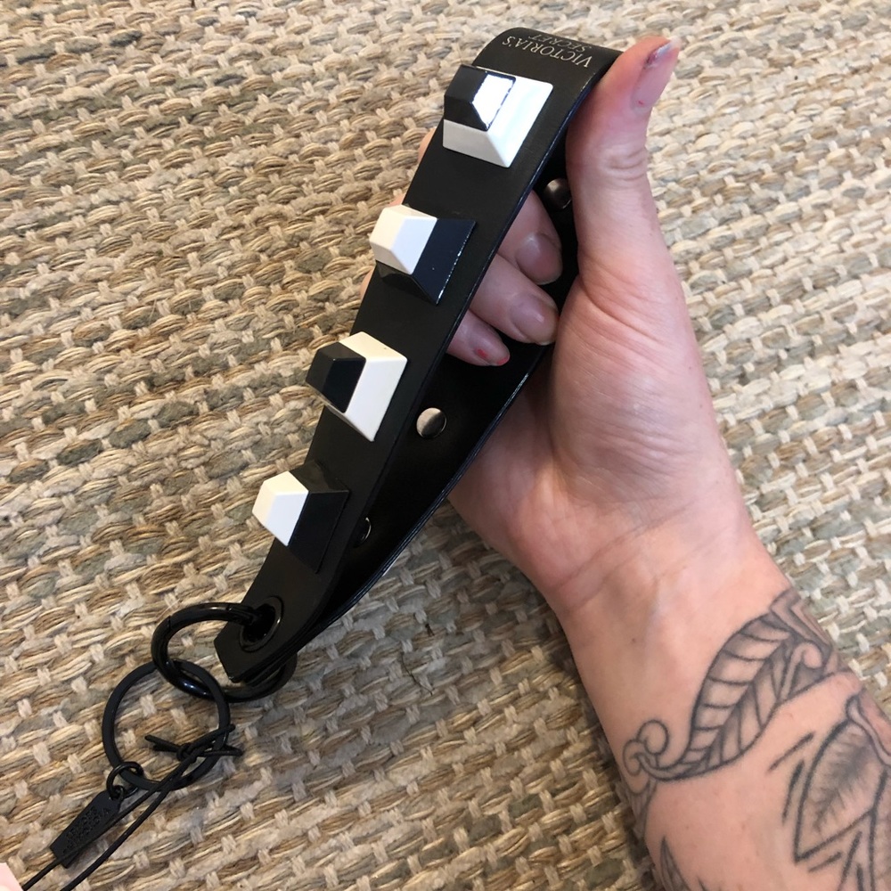 NWT Victoria’s Secret Keychain